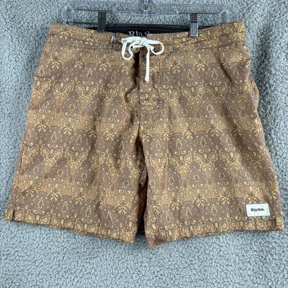 Rhythm Swim Shorts Trunks Mens 32x8 Beige Flat Front Floral Beach Summer Coastal - Picture 1 of 8